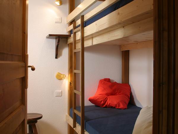 Chambre enfants avec lits supperposés