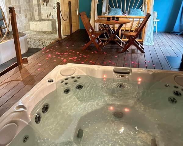 suite avec jacuzzi