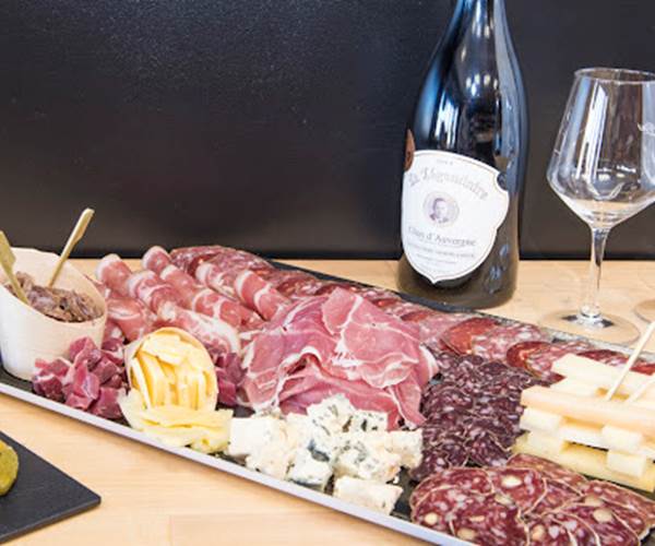 Plateau de fromage-charcuterie