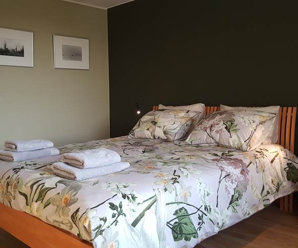 Chambre côté jardin