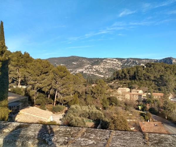 Vue de l'acqueduc de Fontaine de Vaucluse