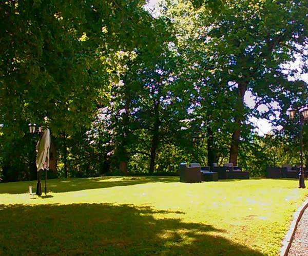 Parc devant le château