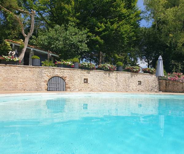 Moulin-Rouhaud-piscine
