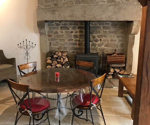 Salle à manger - Gîtes Vassivière Le Fer à Cheval