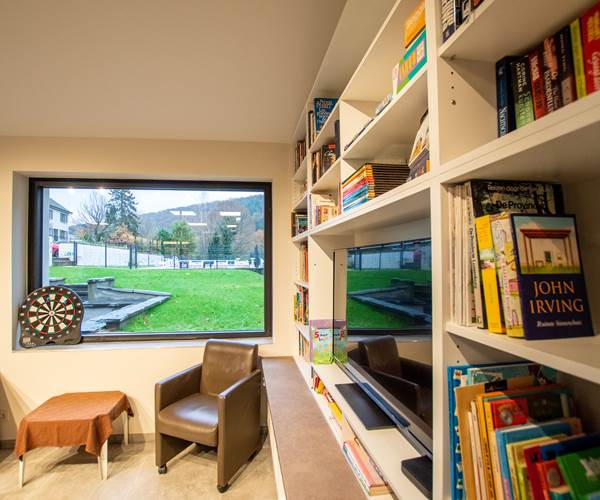 Coin enfants : jeux / lecture / TV