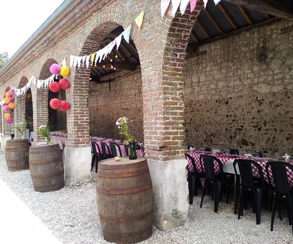 Repas de 10 à 45 personnes sous les arcades