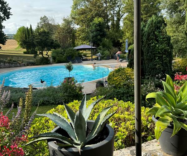 vue sur la piscine