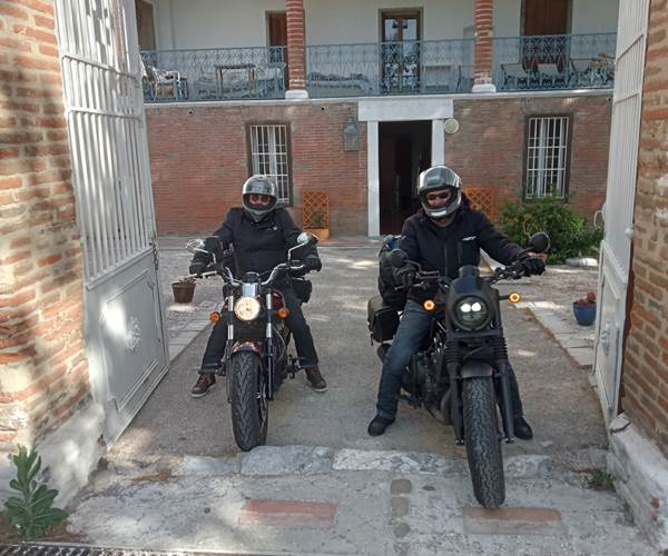 Le Mas Palegry chambres d'hôtes Perpignan - Une des haltes préférées des motards dans la région