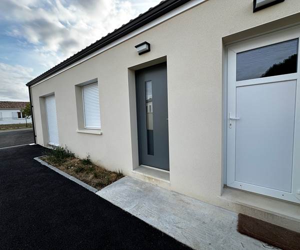 Logement 1 LE MAINE LOREVA CONSTANT Vue Extérieure
