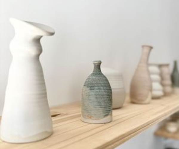 Belles réalisations en poterie Atelier LM Céramique Lagnes Provence