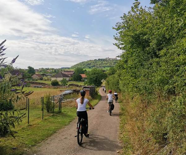 vigne-randonnée-bourgogne-vélo-balade-route des vignes