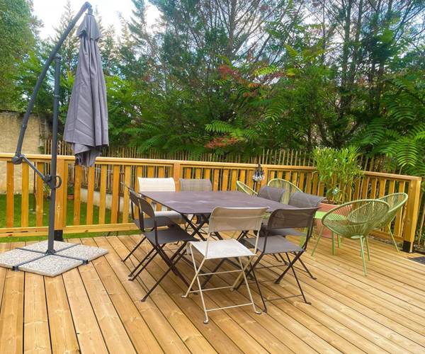 Le Loft Gramat : la terrasse extérieure