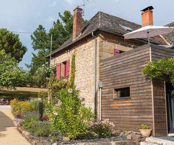 Les_sources_gite_de_charme_Objat_correze_piscine_x_Nastasia_Papiez-366