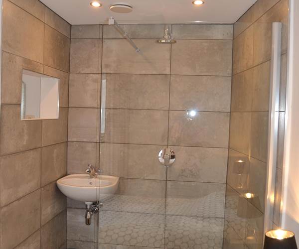 chambre 2 douche
