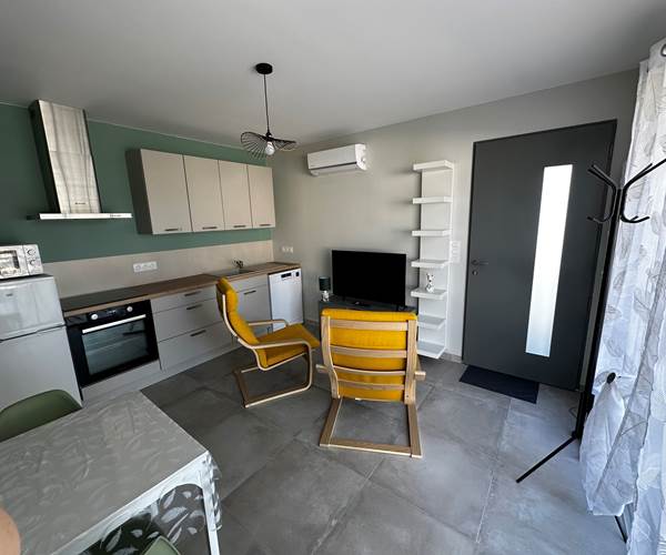 Logement 2 Equilibre LE MAINE LOREVA CONSTANT vue coin repas