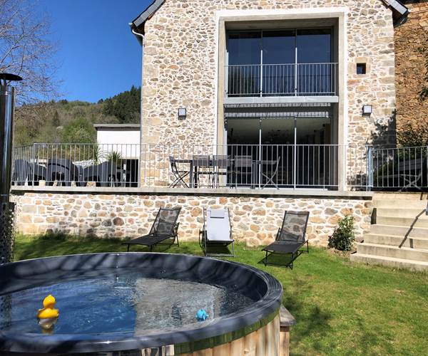 Gîte Val Souvigne_Extérieur_Printemps_2