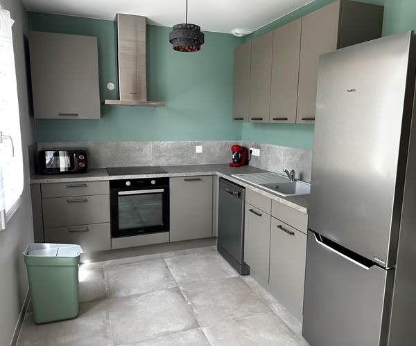 Logement 3 Evasion LE MAINE LOREVA CONSTANT vue cuisine