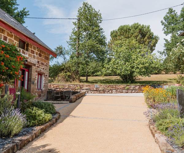 Les_sources_gite_de_charme_Objat_correze_piscine_x_Nastasia_Papiez-262