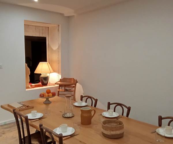 Le Mas Palegry chambres d'hôtes salle à manger 03