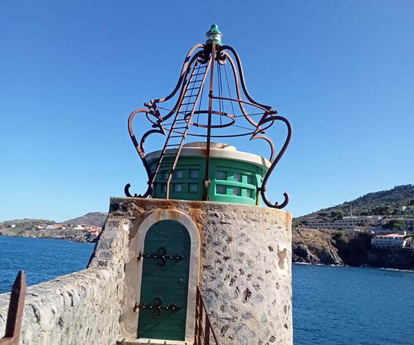 Le Mas Palegry chambres d'hôtes Perpignan - Collioure le village préféré des français le phare