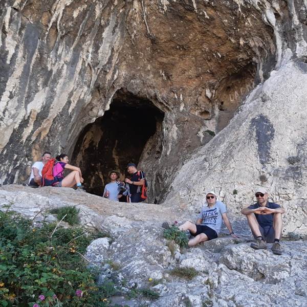 b96bd411-38e6-4fe3-a88e-fbc8e222c289-photo-gallery