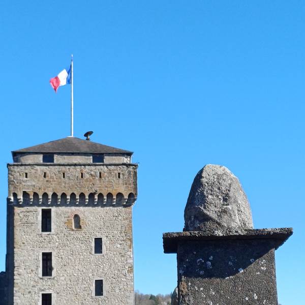 Le donjon du château de Lourdes-photo-gallery