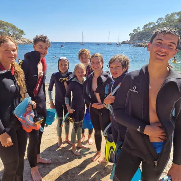 6fa395cd-6cce-45c5-8c5e-2acfbd49b3f6-photo-gallery