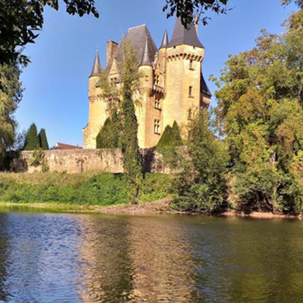 Château de Clérans, Saint Léon sur Vézère #canoefamily-photo-gallery