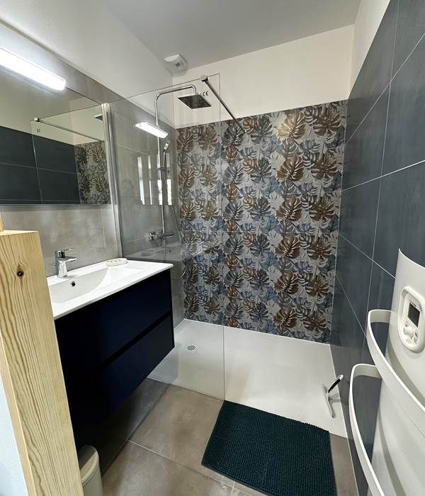 Logement 1 LE MAINE LOREVA CONSTANT Vue salle d'eau
