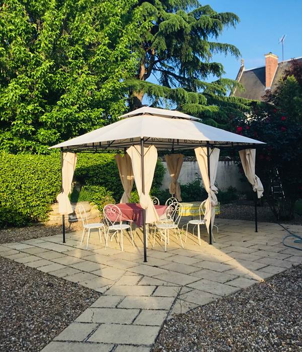 Terrasse Est avec tonnelle 