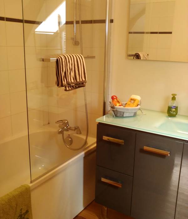 Salle de bain avec baignoire "Les Arcades"