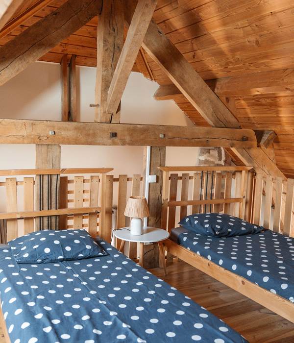 Les_sources_gite_de_charme_Objat_correze_piscine_x_Nastasia_Papiez-106