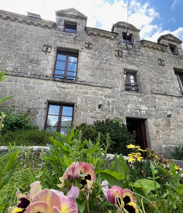 Grand Gîte en fleur