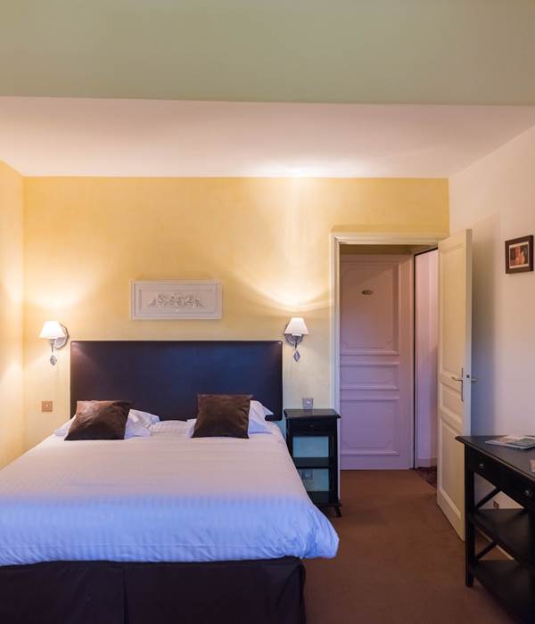 Chambre marron