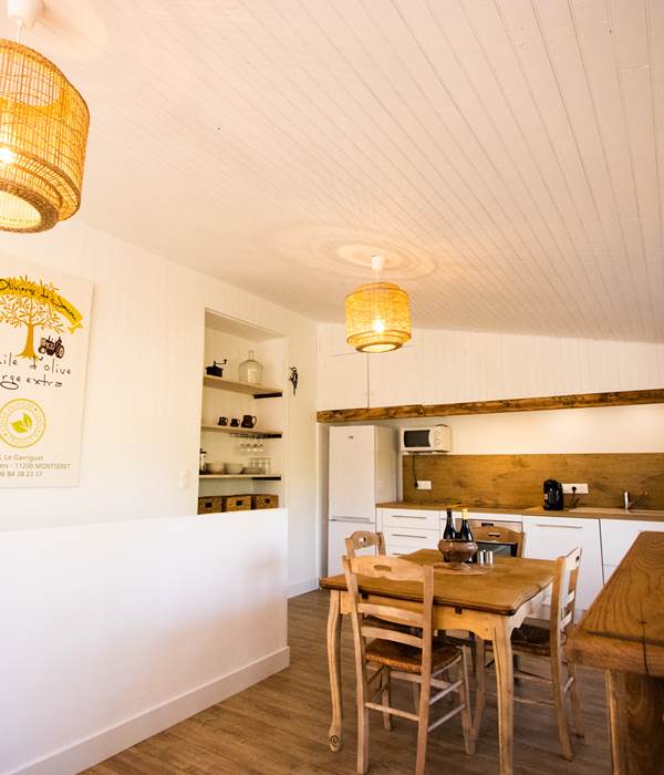 gites corbieres la barraquette Montseret coin cuisine