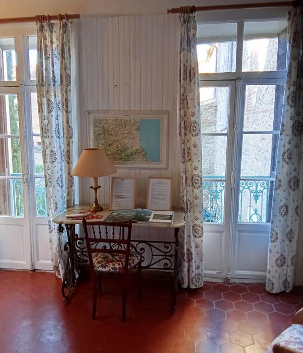 Le Mas Palegry chambres d'hôtes Perpignan chambre 4 suite aux oiseaux 09