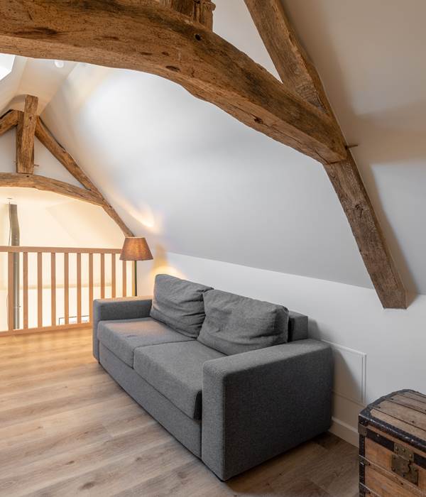 canapé lit en mezzanine - gîte du Cygne