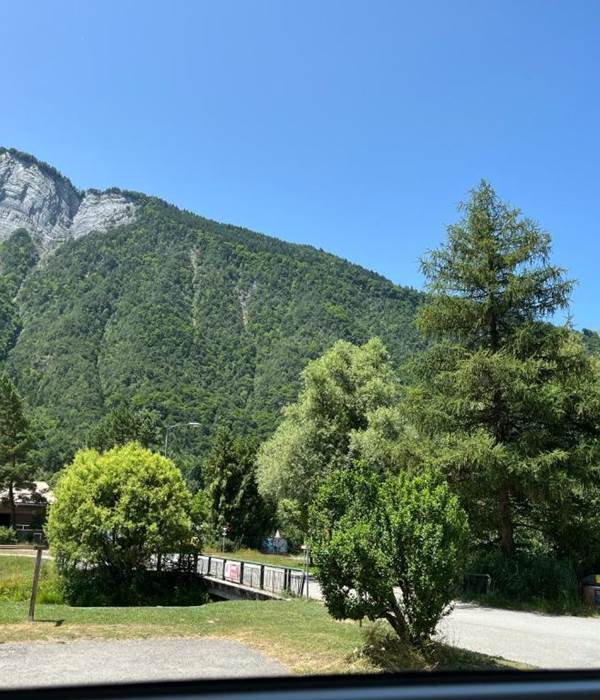 Vue sur les montagnes