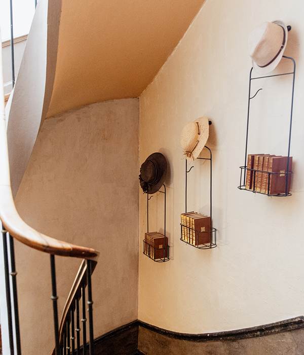 ESCALIERS (2)
