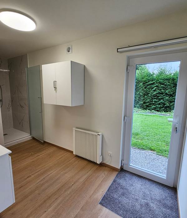 Salle-de-bain entrée salon