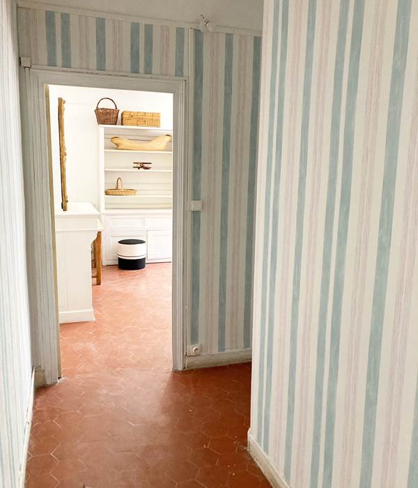 Le Mas Palegry chambres d'hôtes Perpignan chambre 2 côté jardin couloir 1