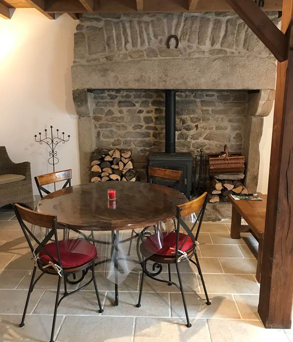 Coin repas - Gîtes Vassivière Le Fer A Cheval