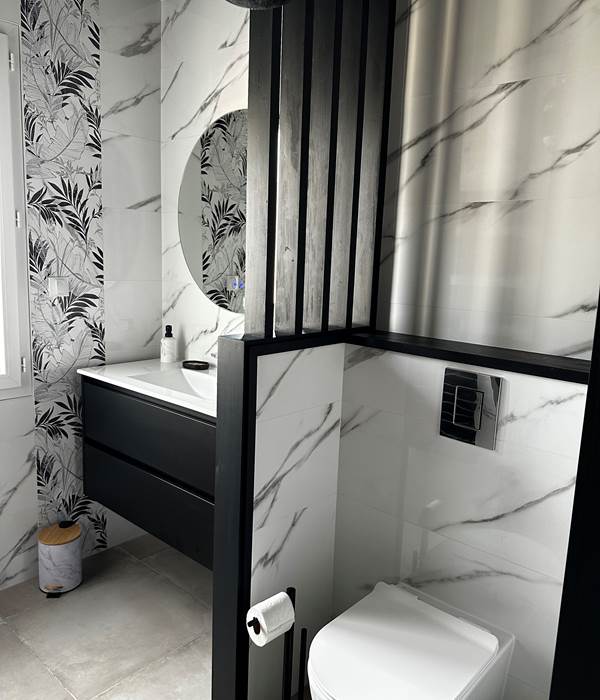 Logement 3 Evasion LE MAINE LOREVA CONSTANT vue salle de bain
