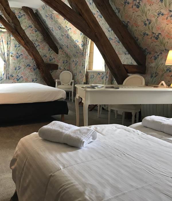 Trois lits enfants ou adolescents chambre Parme