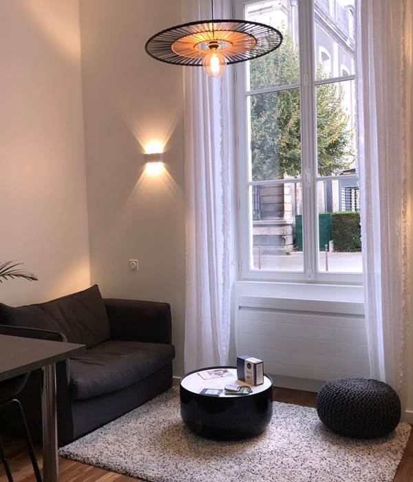 le salon très lumineux