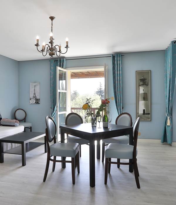Gîte Tradition Gentilhommière 34 avec balcon filant pour 2 à 4 personnes
