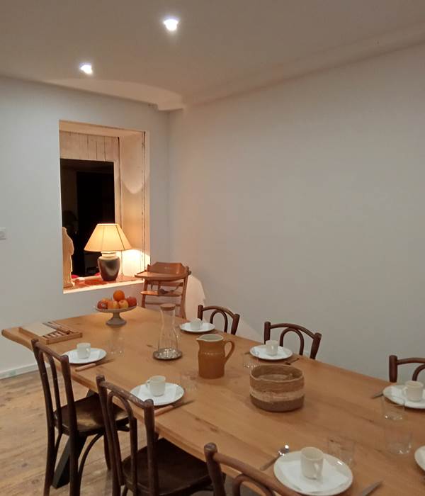 Le Mas Palegry chambres d'hôtes salle à manger 03