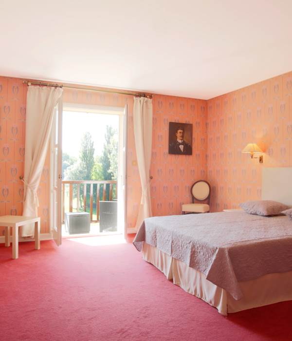 Chambre quadruple gentilhommière avec balcon