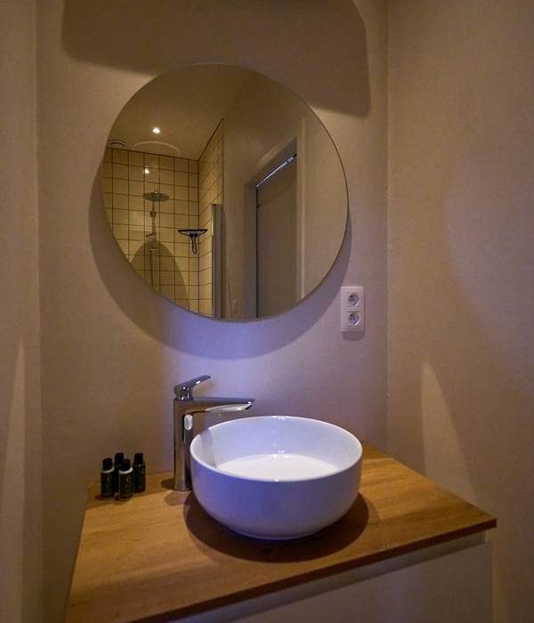 Bathroom 1