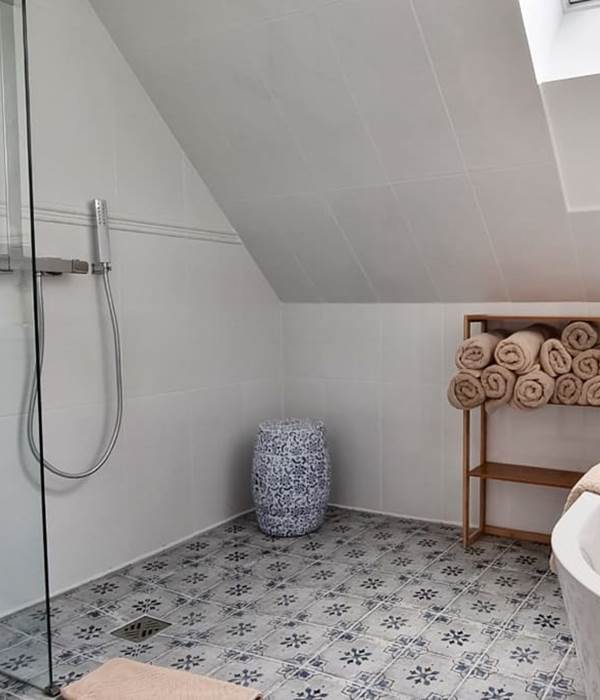 Salle de bain 1 italienne au 1er - Grange A Porteau du Domaine des Cyclamens
